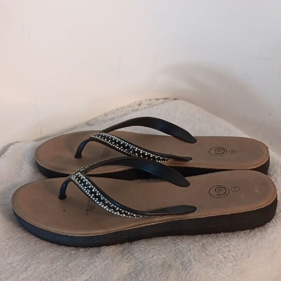 Women's Black Thong Sandals with Rhinestone Detail - Picture 1 of 8
